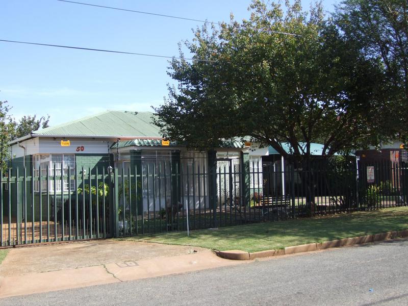 2 Bedroom Property for Sale in Roodepoort North Gauteng