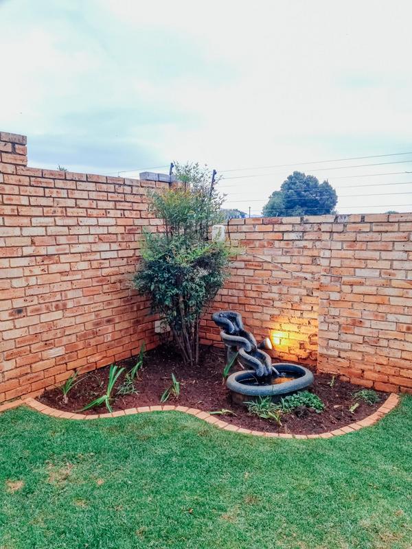 3 Bedroom Property for Sale in Willowbrook Gauteng