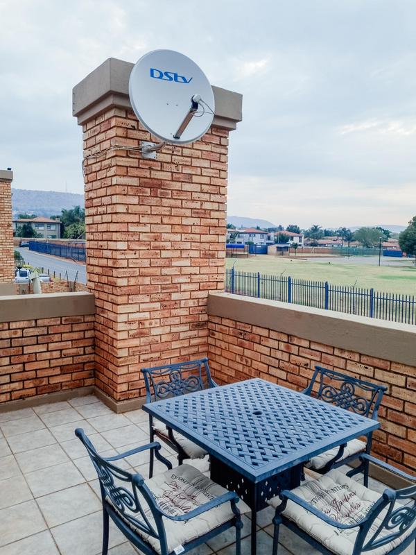 3 Bedroom Property for Sale in Willowbrook Gauteng