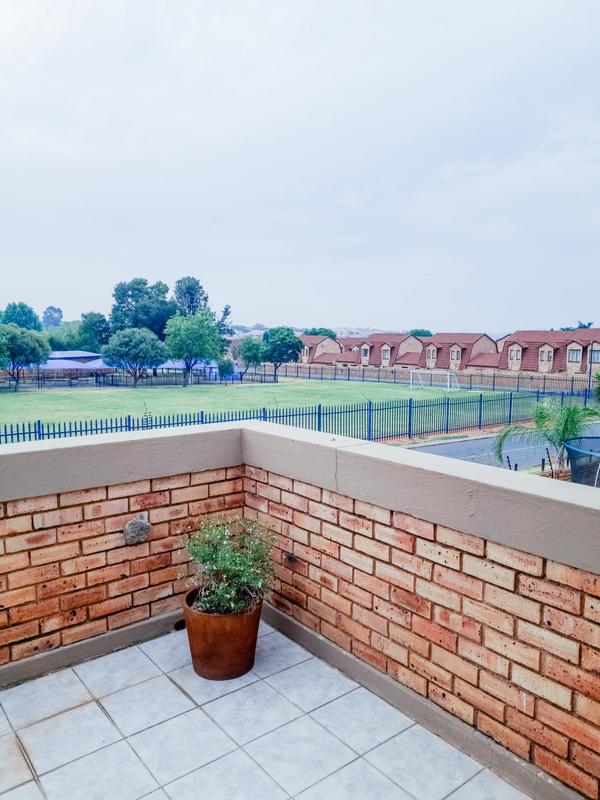 3 Bedroom Property for Sale in Willowbrook Gauteng