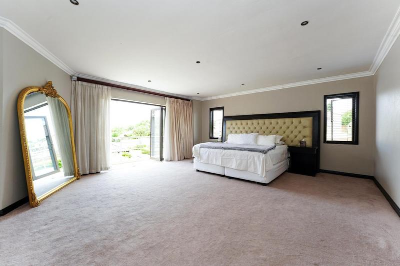 5 Bedroom Property for Sale in Cedar Creek Gauteng