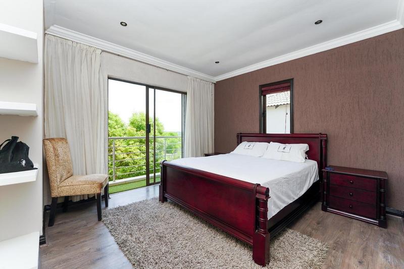 5 Bedroom Property for Sale in Cedar Creek Gauteng
