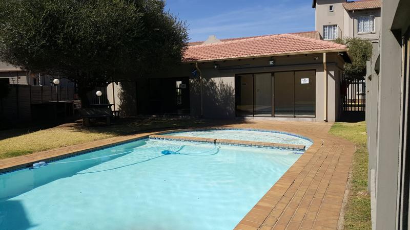 1 Bedroom Property for Sale in Eden Glen Gauteng