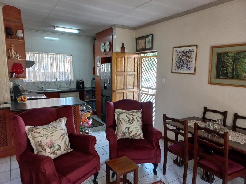 2 Bedroom Property for Sale in Wychwood Gauteng