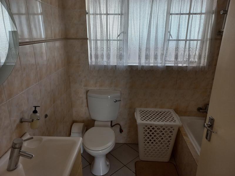 2 Bedroom Property for Sale in Wychwood Gauteng
