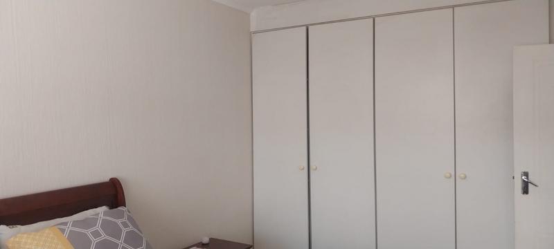 2 Bedroom Property for Sale in Bezuidenhout Valley Gauteng