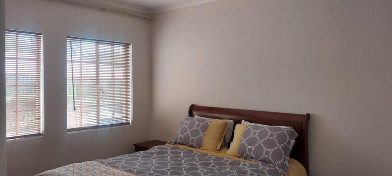 2 Bedroom Property for Sale in Bezuidenhout Valley Gauteng