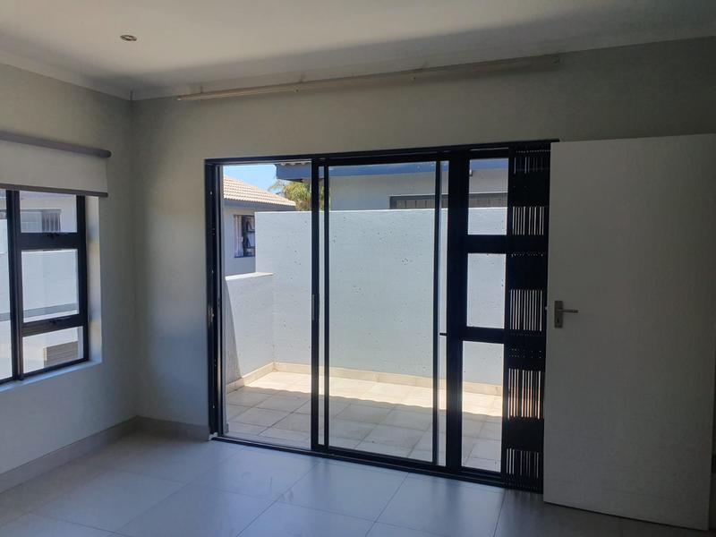 3 Bedroom Property for Sale in Edenvale Central Gauteng