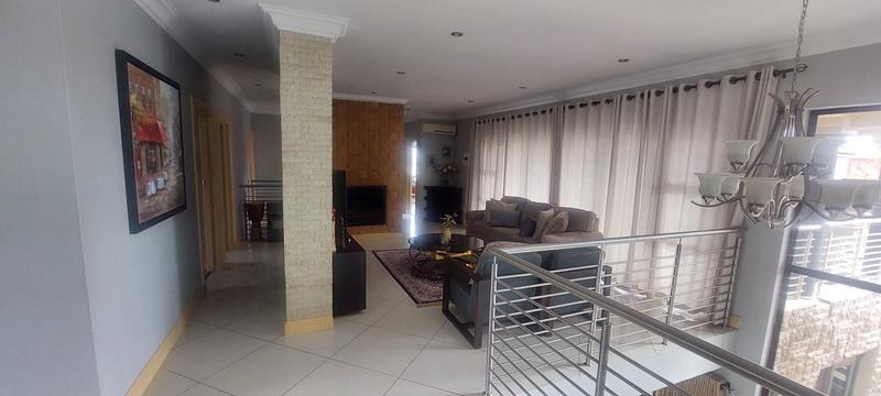 5 Bedroom Property for Sale in Amandasig Gauteng