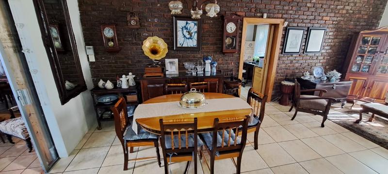 5 Bedroom Property for Sale in Chantelle Gauteng