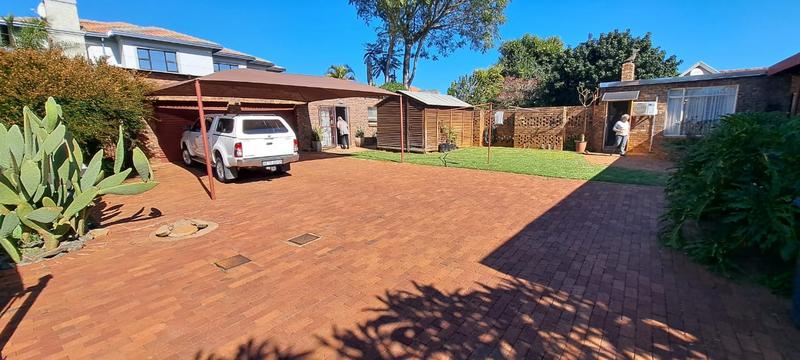 5 Bedroom Property for Sale in Chantelle Gauteng