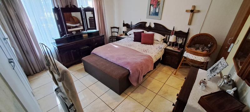 5 Bedroom Property for Sale in Chantelle Gauteng