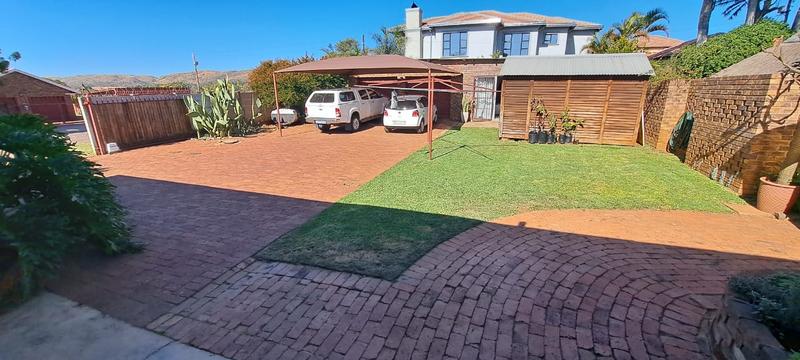 5 Bedroom Property for Sale in Chantelle Gauteng