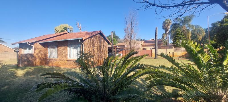 2 Bedroom Property for Sale in Chantelle Gauteng