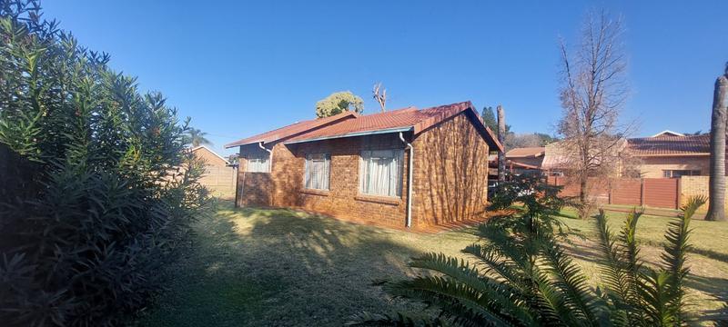 2 Bedroom Property for Sale in Chantelle Gauteng