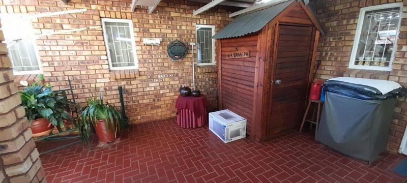 2 Bedroom Property for Sale in Clarina Gauteng