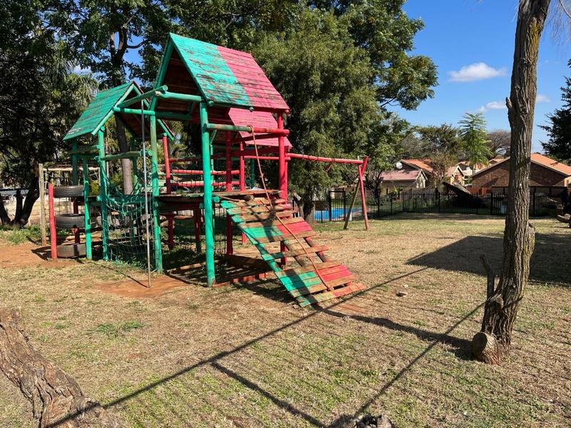 2 Bedroom Property for Sale in The Orchards Gauteng