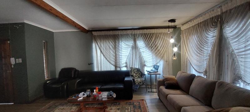 3 Bedroom Property for Sale in The Orchards Gauteng