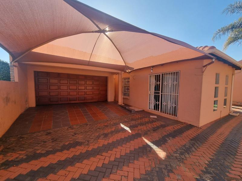 3 Bedroom Property for Sale in The Orchards Gauteng