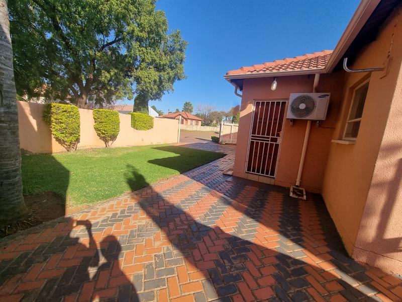 3 Bedroom Property for Sale in The Orchards Gauteng