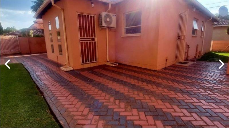 3 Bedroom Property for Sale in The Orchards Gauteng