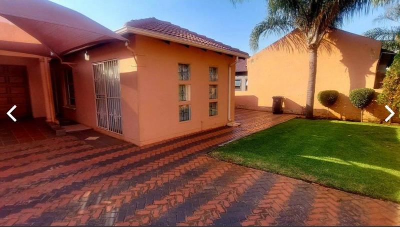 3 Bedroom Property for Sale in The Orchards Gauteng