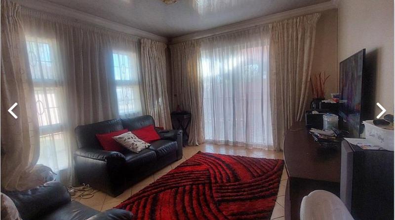 3 Bedroom Property for Sale in The Orchards Gauteng