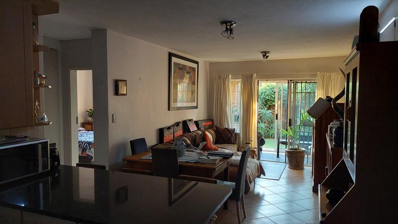 2 Bedroom Property for Sale in Theresa Park Gauteng