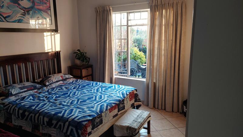 2 Bedroom Property for Sale in Theresa Park Gauteng