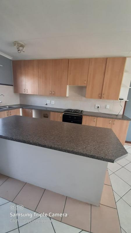 2 Bedroom Property for Sale in Theresa Park Gauteng