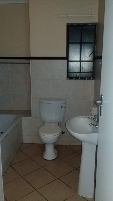 2 Bedroom Property for Sale in Theresa Park Gauteng