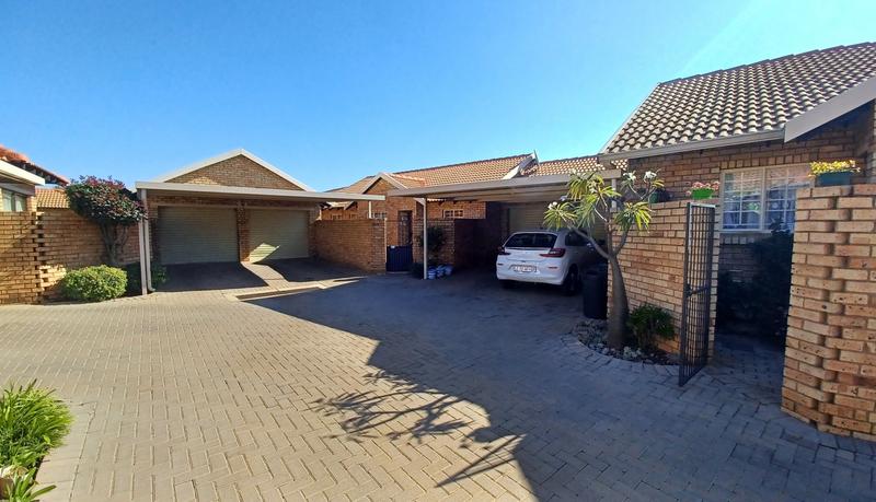 3 Bedroom Property for Sale in Annlin Gauteng