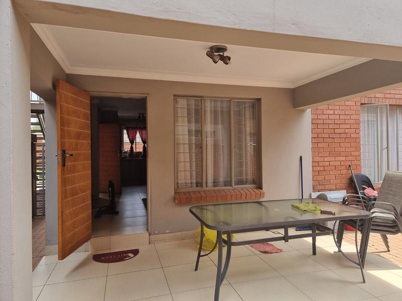 2 Bedroom Property for Sale in Booysens Gauteng