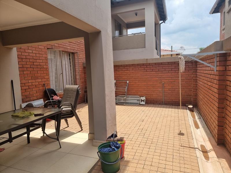 2 Bedroom Property for Sale in Booysens Gauteng