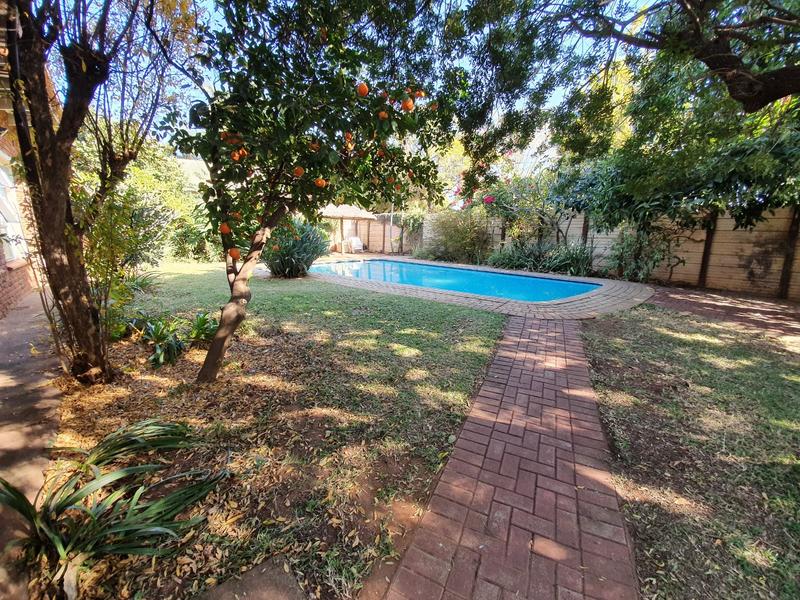 4 Bedroom Property for Sale in Dorandia Gauteng