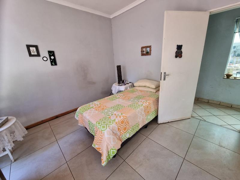 4 Bedroom Property for Sale in Dorandia Gauteng