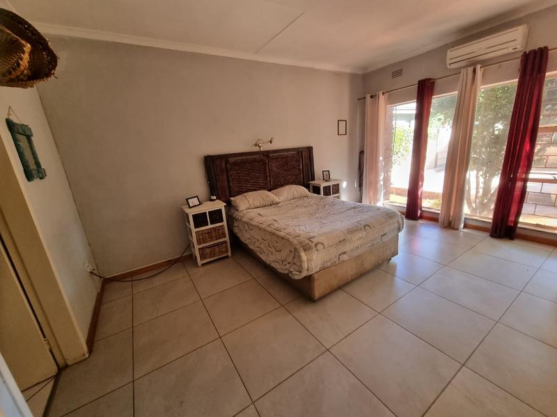 4 Bedroom Property for Sale in Dorandia Gauteng