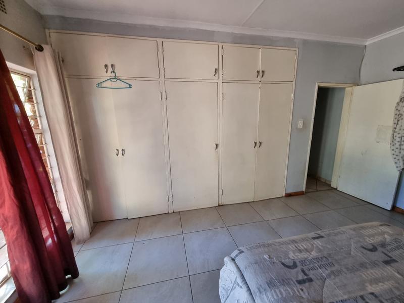 4 Bedroom Property for Sale in Dorandia Gauteng