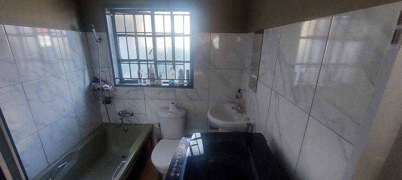 2 Bedroom Property for Sale in Elandspoort Gauteng