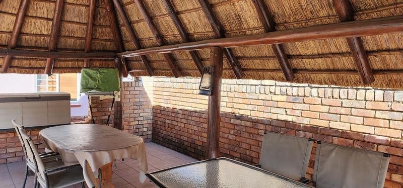 4 Bedroom Property for Sale in Florauna Gauteng