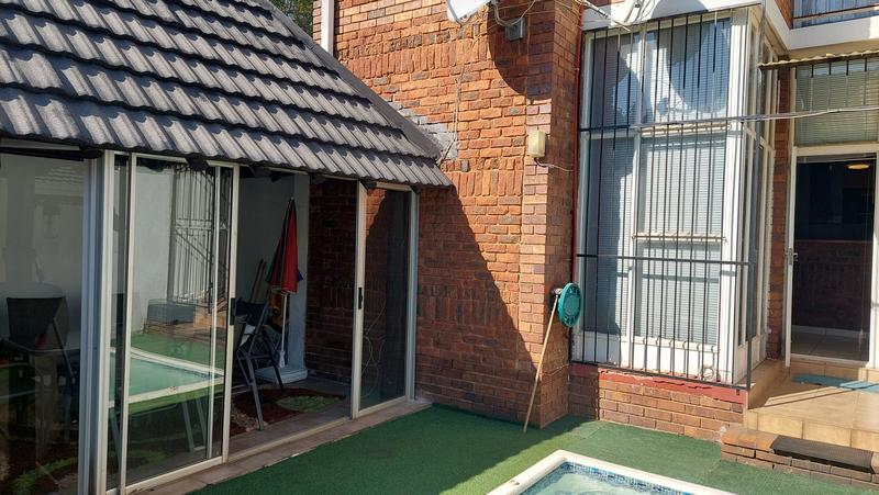 3 Bedroom Property for Sale in Florauna Gauteng