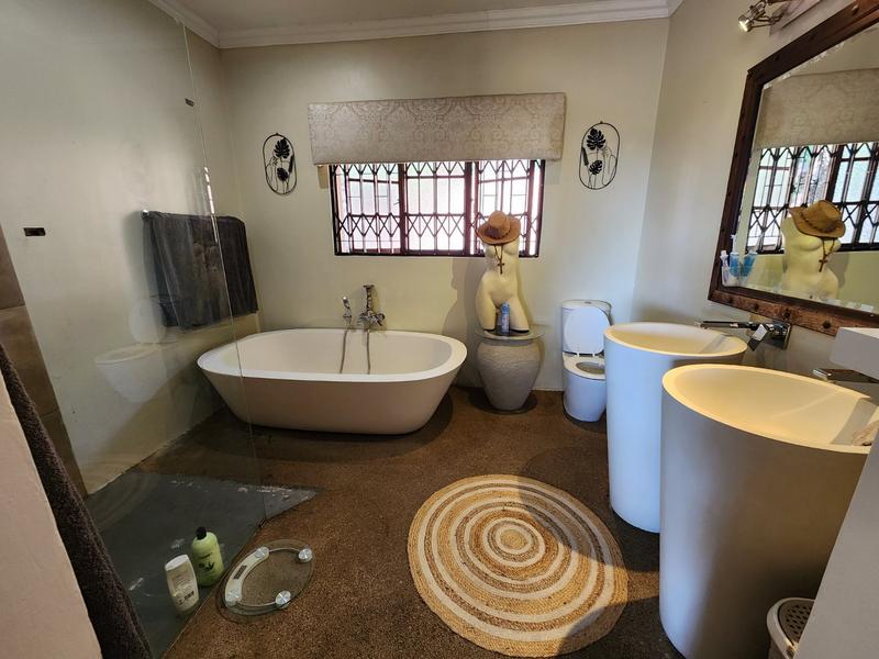 5 Bedroom Property for Sale in Montana Park Gauteng