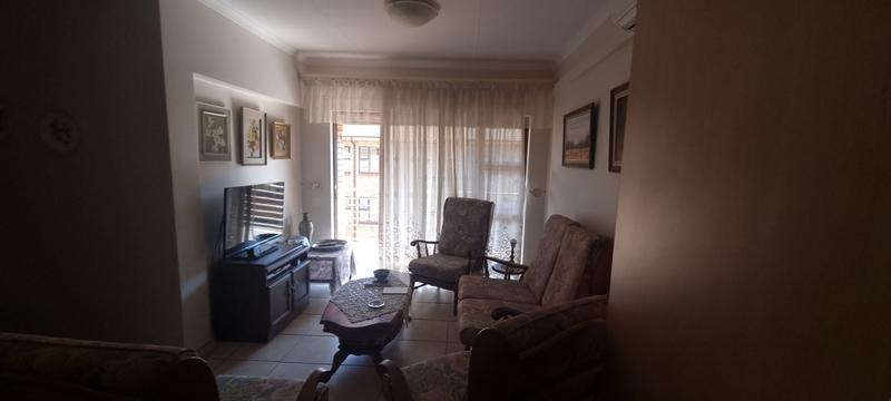 2 Bedroom Property for Sale in Montana Tuine Gauteng