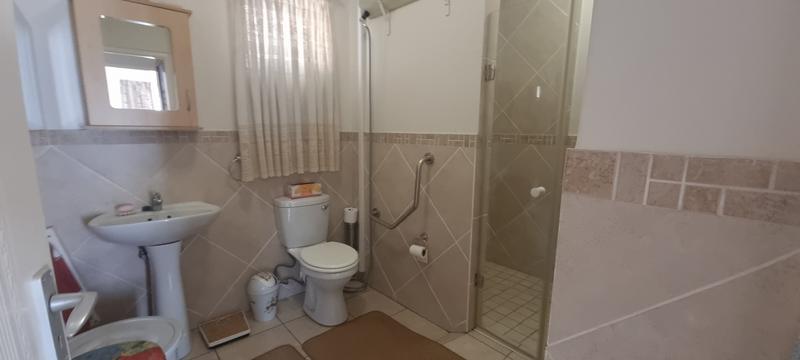 2 Bedroom Property for Sale in Montana Tuine Gauteng