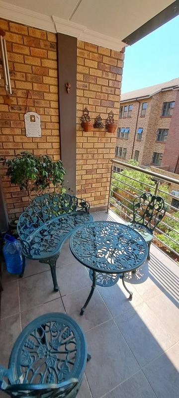 2 Bedroom Property for Sale in Montana Tuine Gauteng