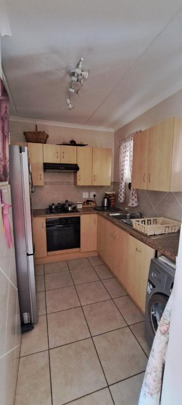 2 Bedroom Property for Sale in Montana Tuine Gauteng