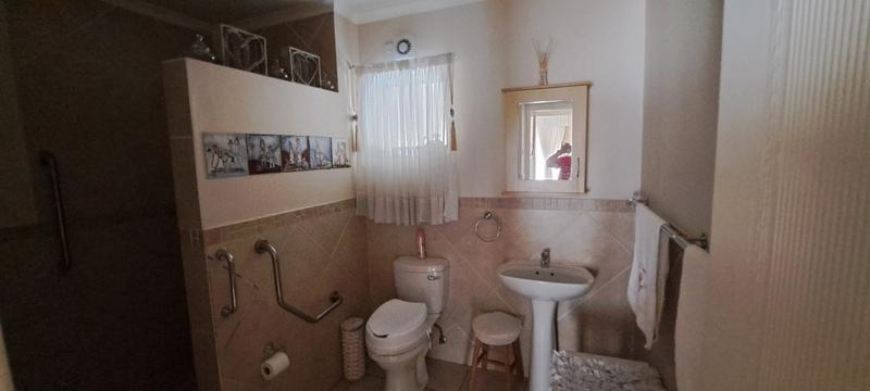 2 Bedroom Property for Sale in Montana Tuine Gauteng