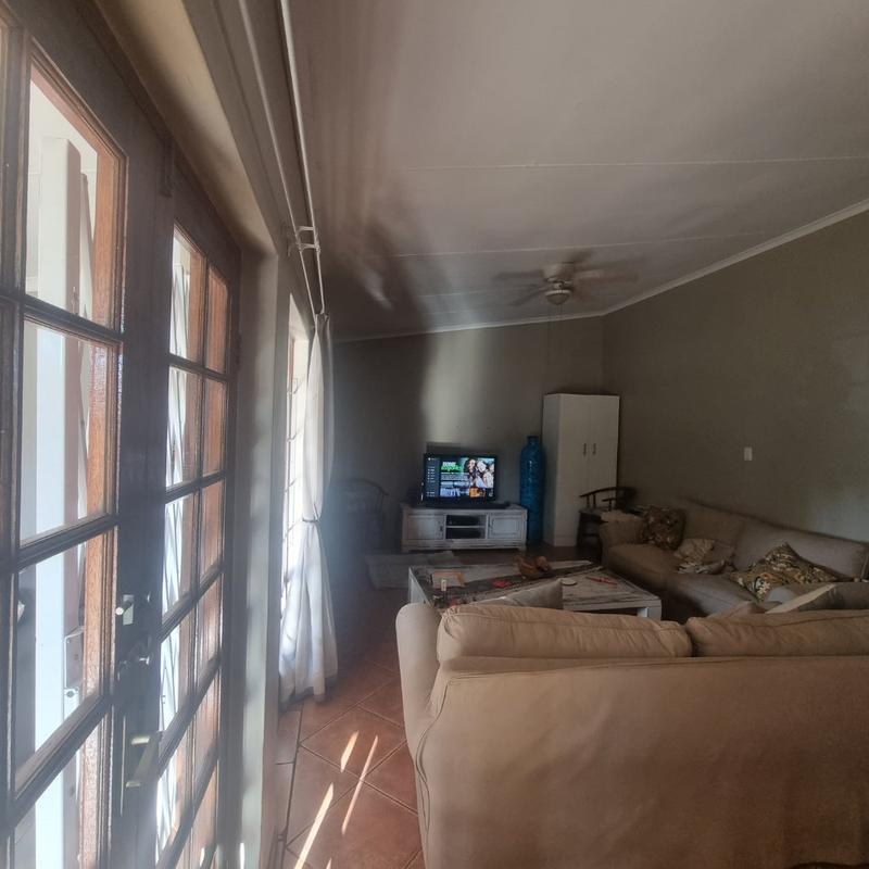 4 Bedroom Property for Sale in Sinoville Gauteng