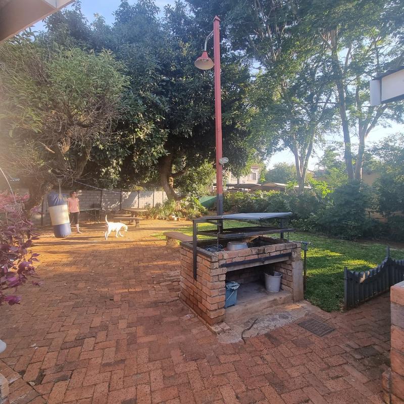 4 Bedroom Property for Sale in Sinoville Gauteng