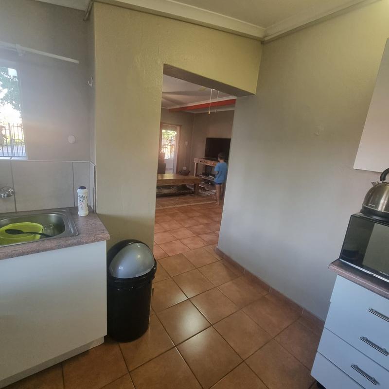 4 Bedroom Property for Sale in Sinoville Gauteng